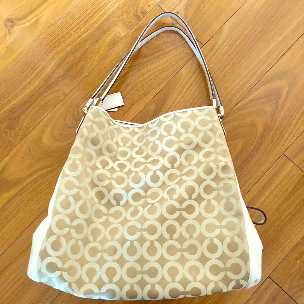 Authentic coach purse